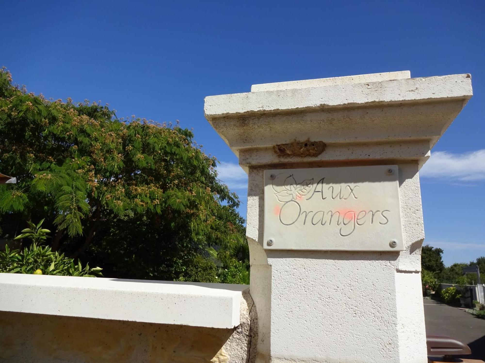 Aux Orangers Hotell Luxé Exteriör bild